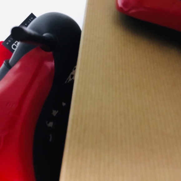 Christian louboutin heels - Picture 5 of 5